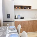 Lindi's 4/7 Apartmán