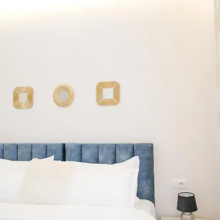 Lindi's 4/7 Apartmán *