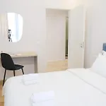 Apartament Lindi's 4/7 Tirana